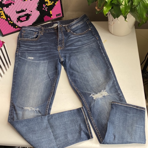 4 pair Bundle Vigross Jagger Super Skinny Distress Jeans, 32x28 - Picture 5 of 15